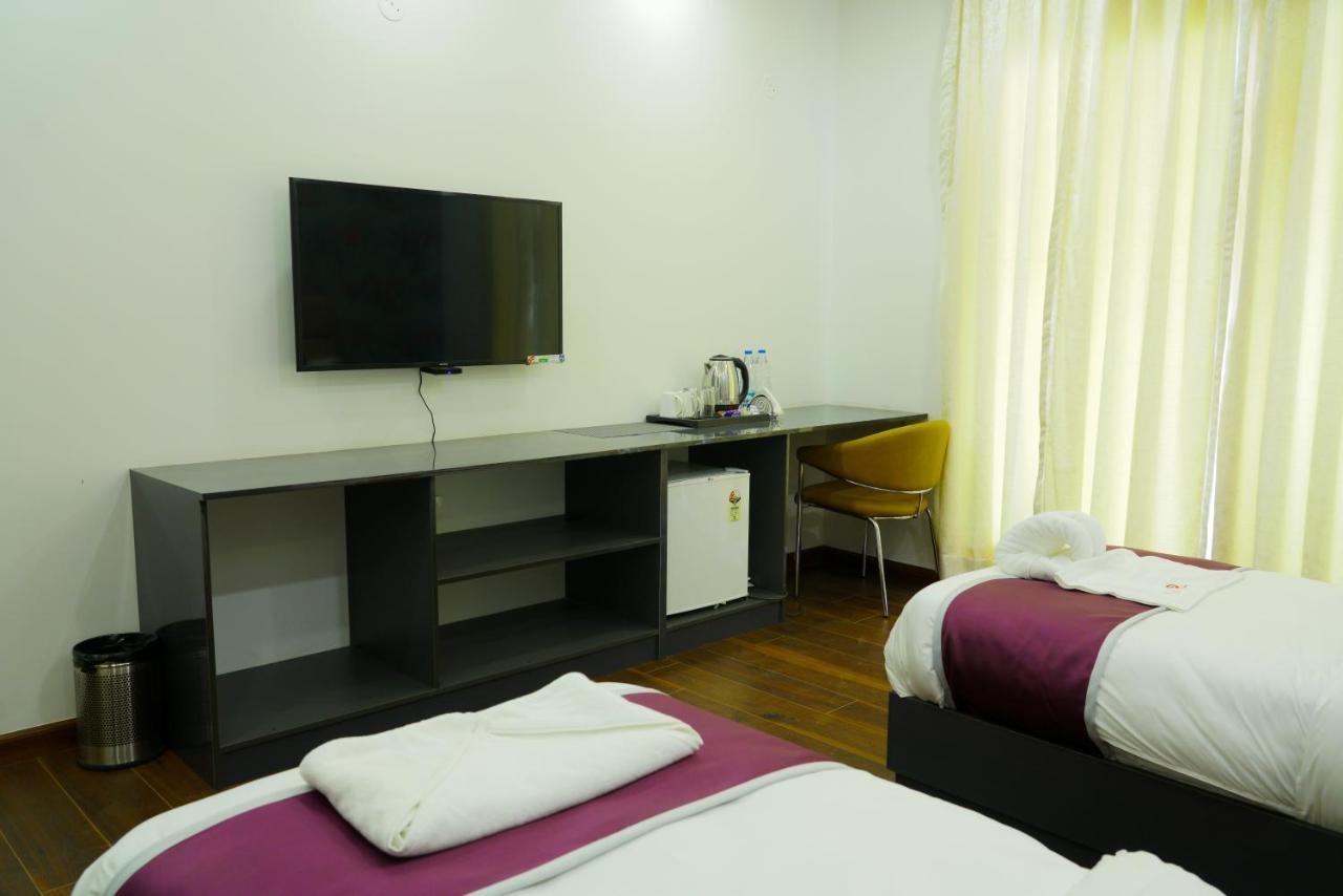 Lime Tree Hotel Pulkit Gurgaon-Artemis Hospital, Nearest Metro Huda City Centre Luaran gambar